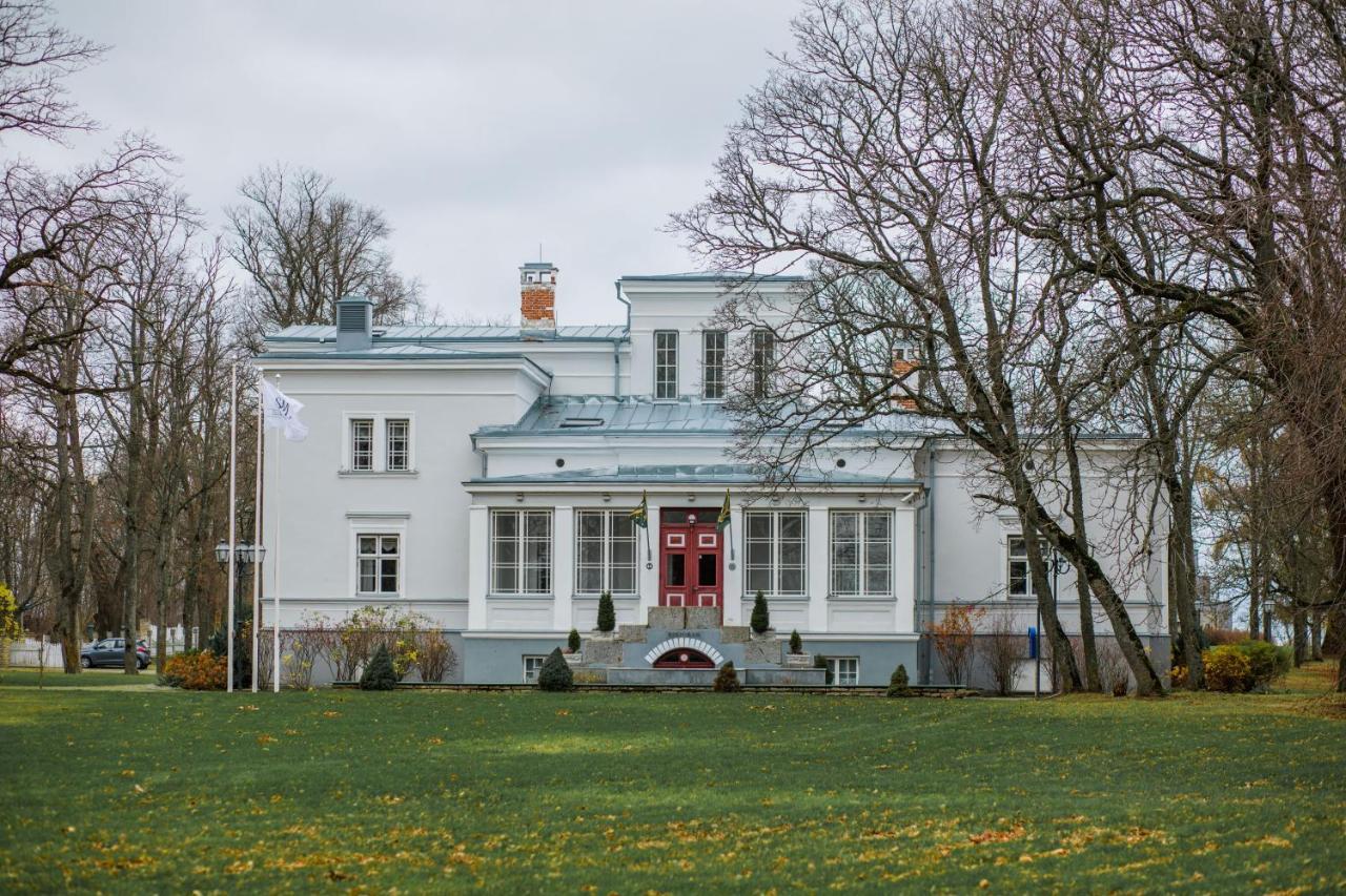 Saka Manor Exterior foto