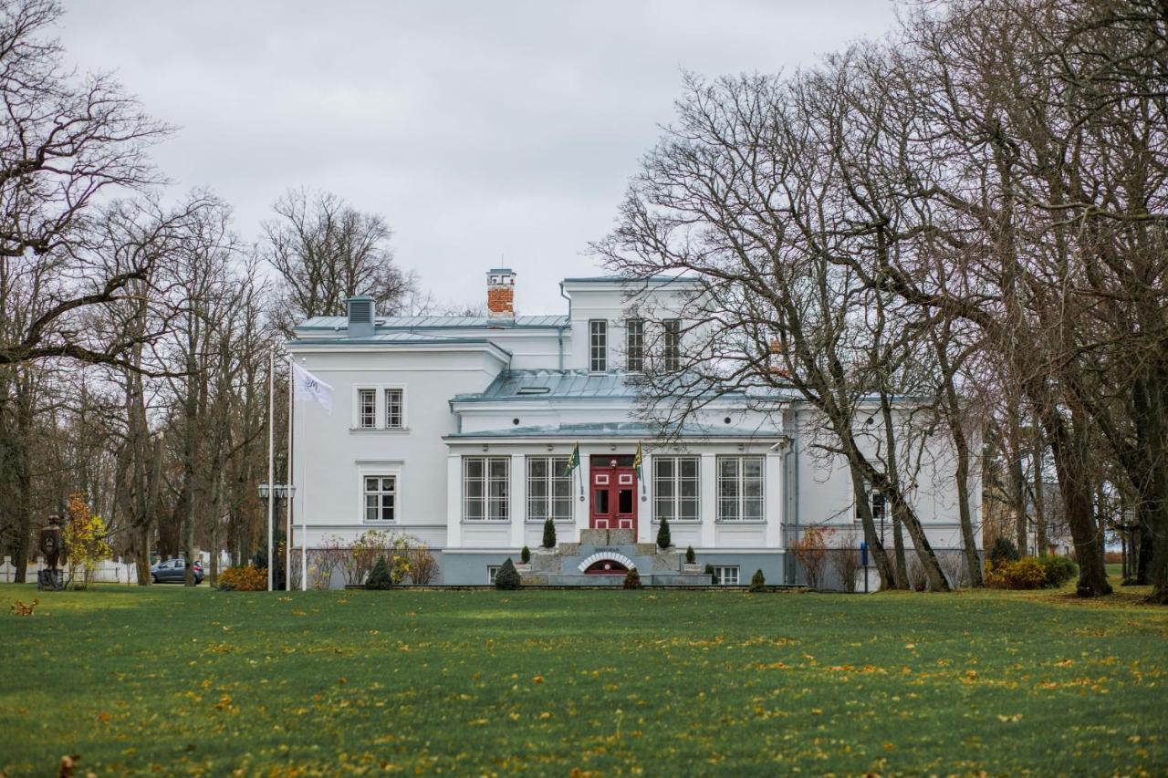 Saka Manor Exterior foto