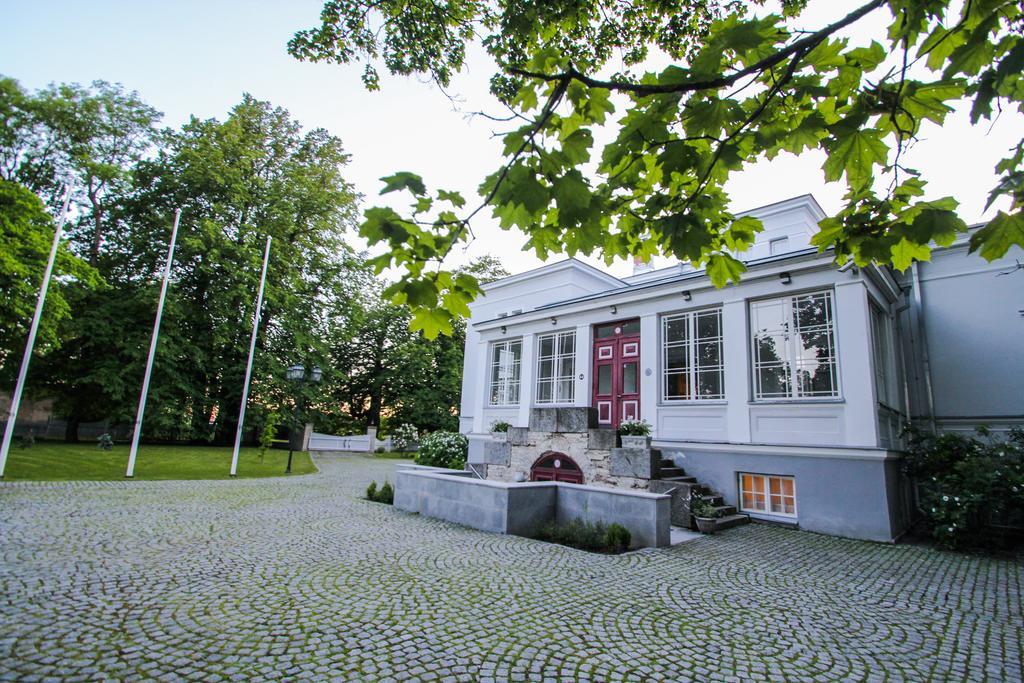 Saka Manor Exterior foto